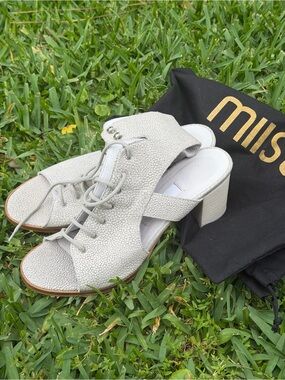 Miista Karlee Stingray Embossed Leather Lace-Up Sandals Gray Block Heel 7.5